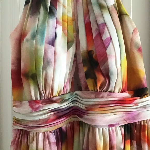 Cache Flowery Dress - Picture 7 of 8